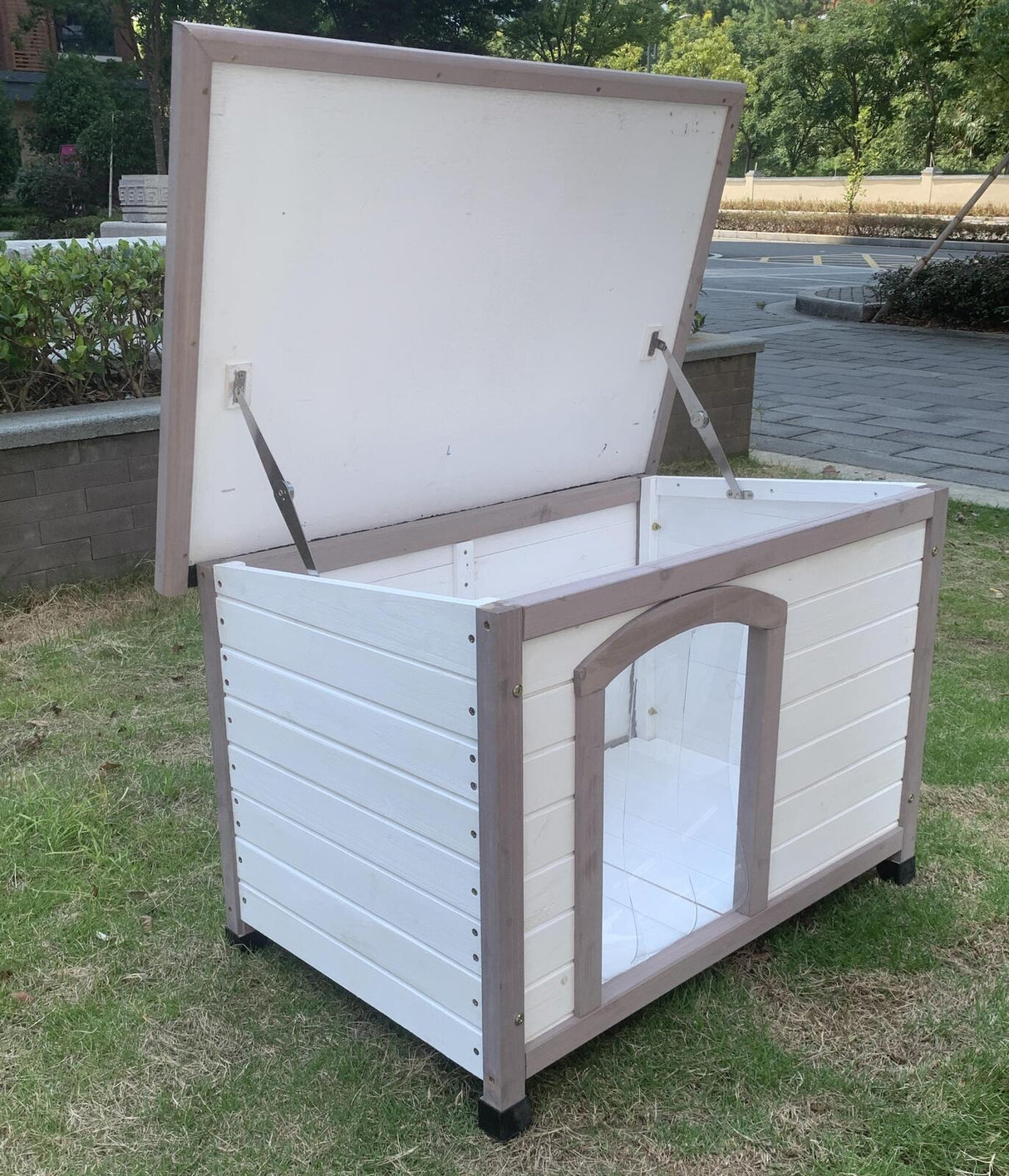 Wooden Timber Dog Kennel Cabin with Roof