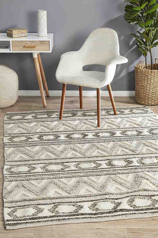 Miller 743 Stone Textured Area Rug
