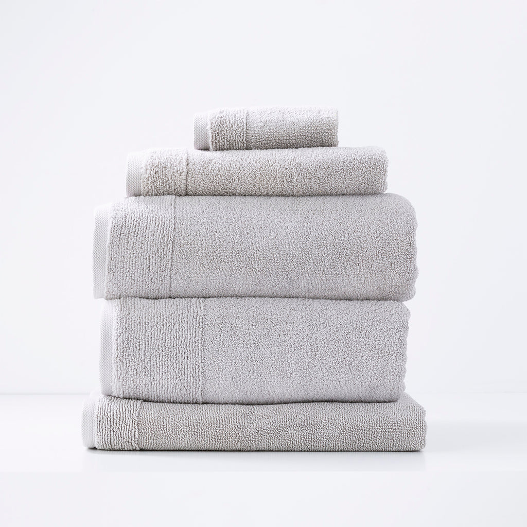 Aireys 650 GSM Zero Twist 5 Piece Luxury Bath Towel Set by Renee Taylor