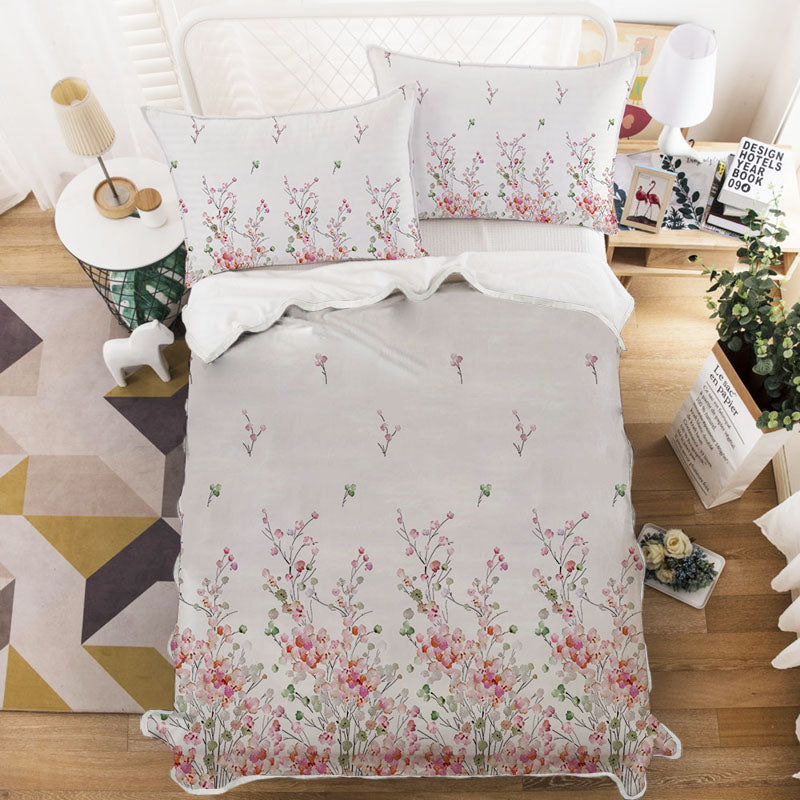 Elegant Floral Bedding Set - Single Size