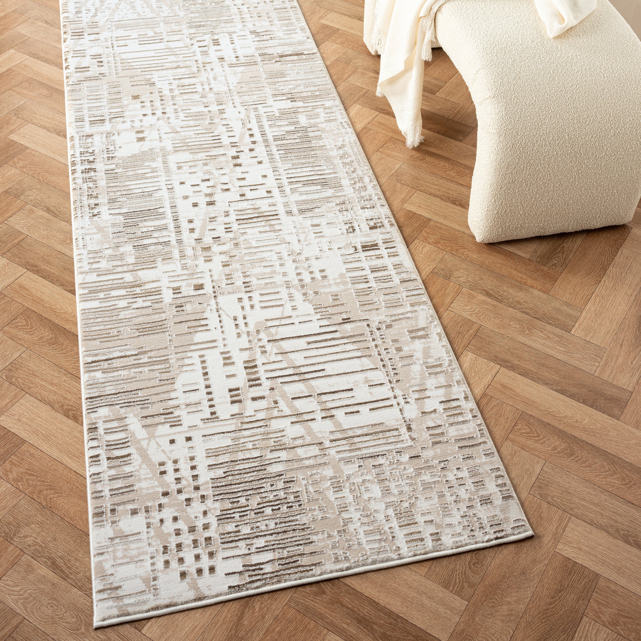 Elegant Textured Jacquard Area Rug
