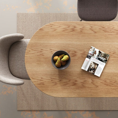 Elegant Oval Dining Table for Gatherings