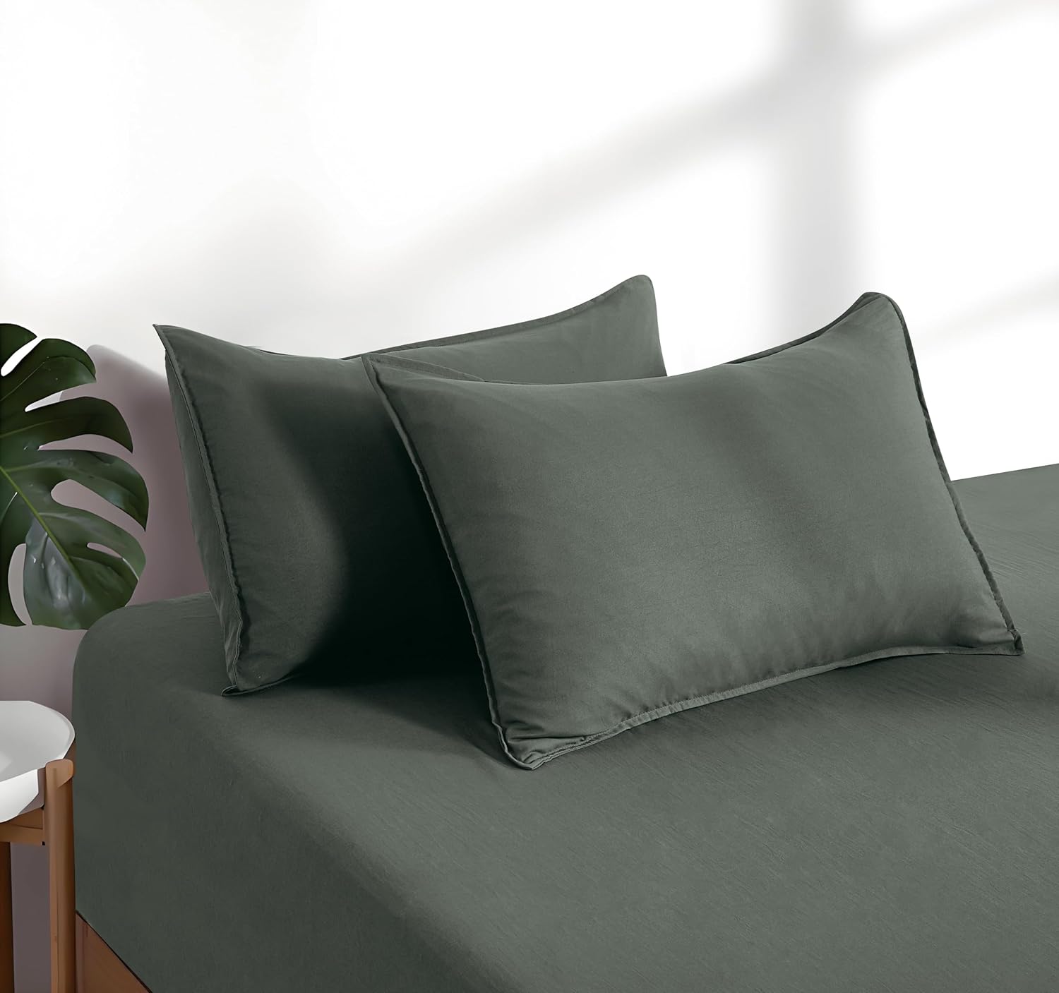 100% Vintage Washed Microfibre Fitted Sheet Set – Ultra Soft & Lightweight All &ndash;Season