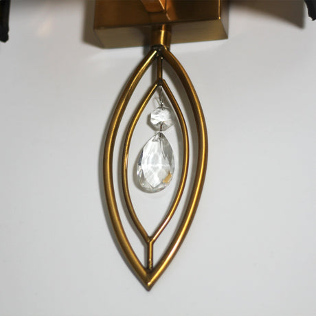 Greta Elegant Wall Light in Black and Brass