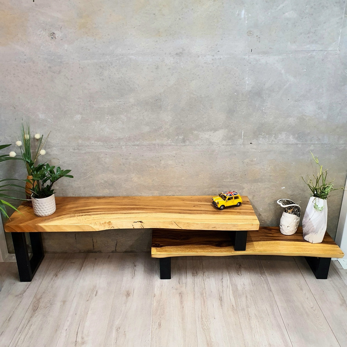 Bungalow Raintree Wood Adjustable TV Unit