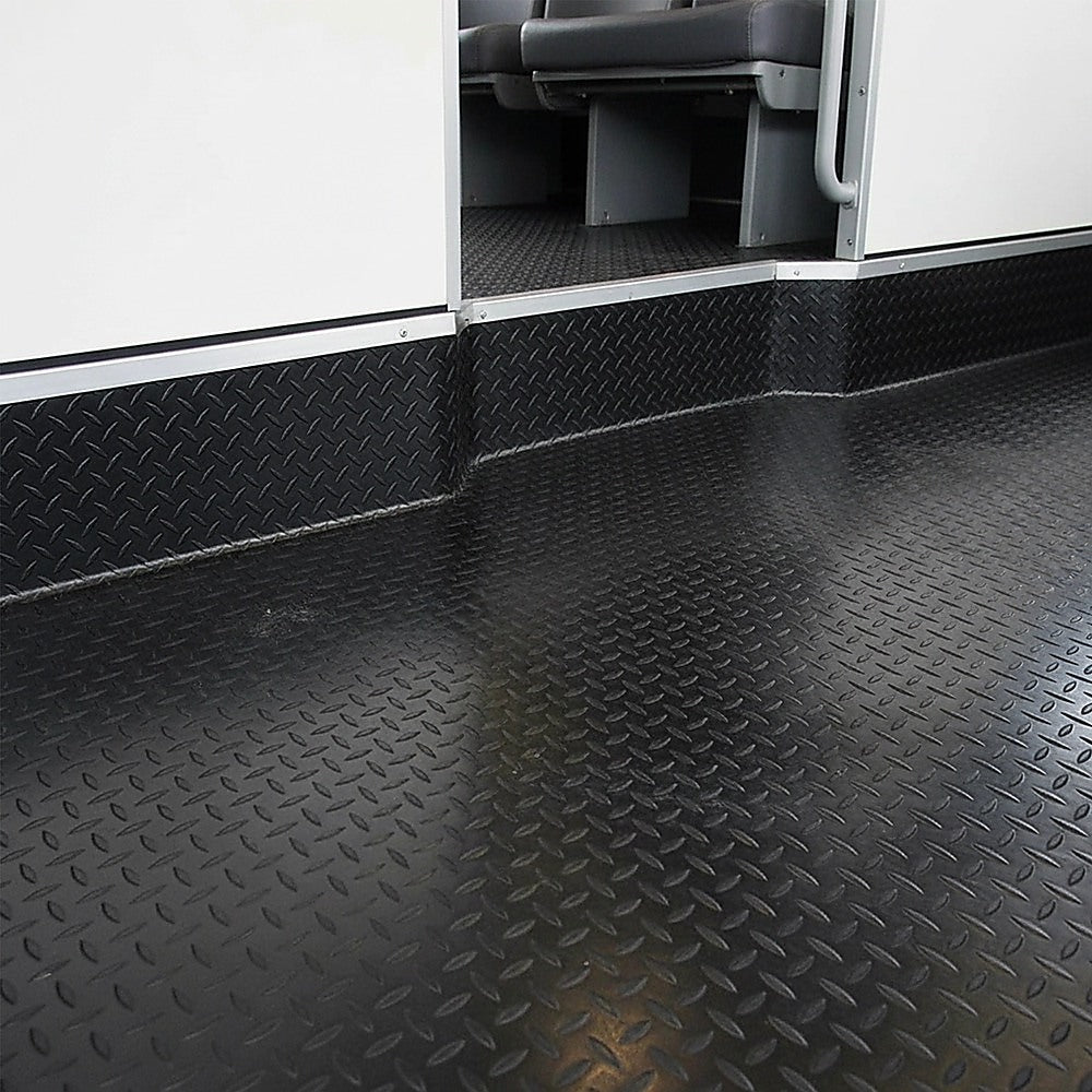 Non-Slip Diamond Plate Garage Floor Mat