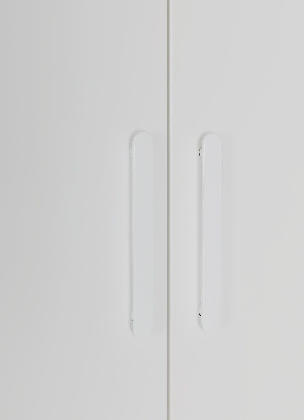 Elegant White Gloss 3-Door Wardrobe with Shelves