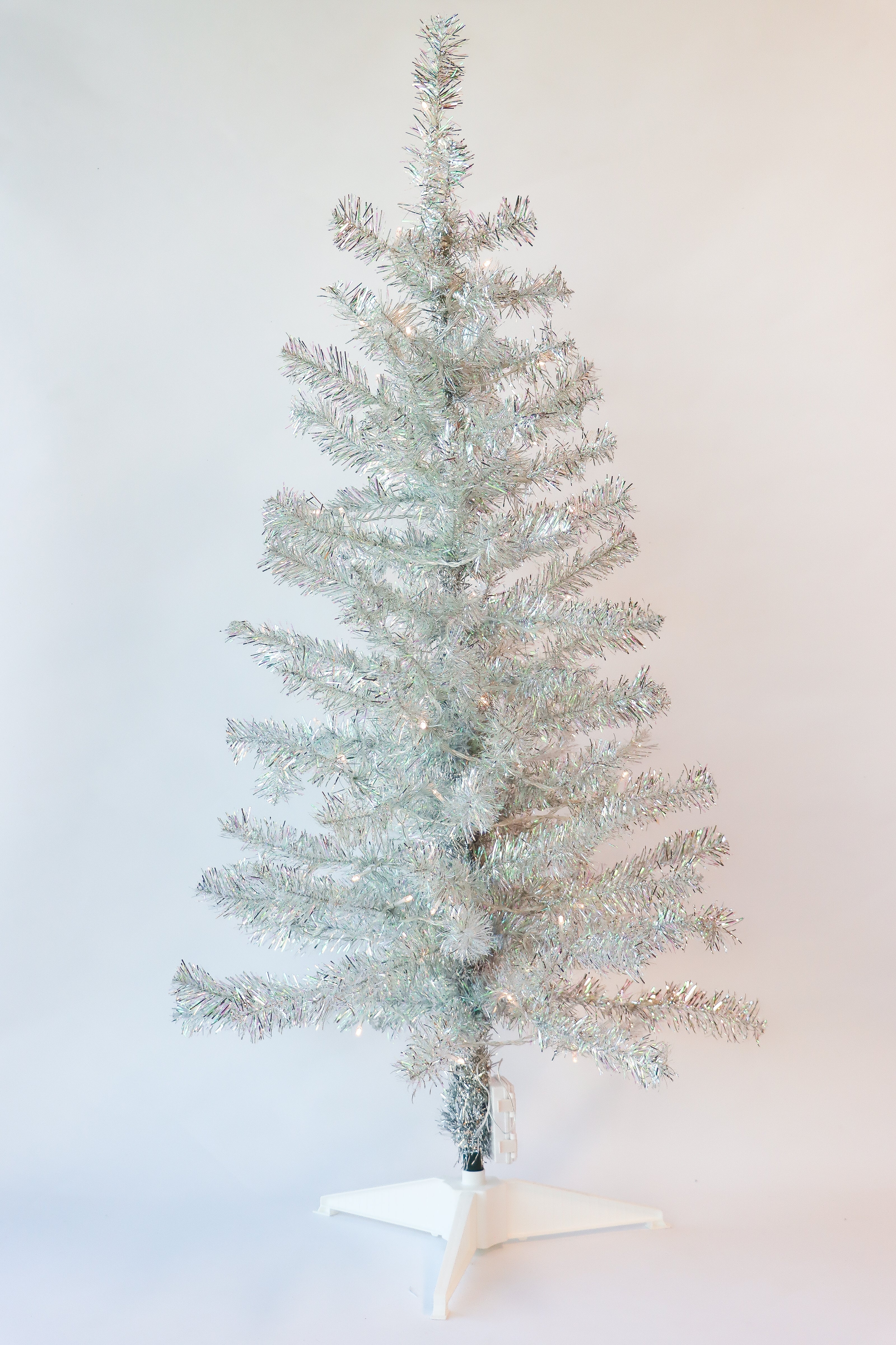 Silver Tinsel Christmas Tree - 4ft Classic