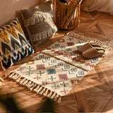 Elegant Handwoven Cotton Tassel Floor Rug